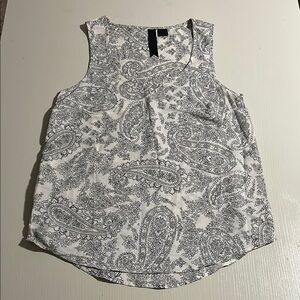 Petticoat Alley White & Black Paisley Top- Size XS